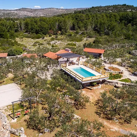 Holliday Home 
