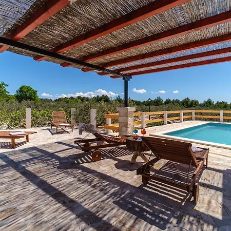 Holiday Maslinada * Milna (Brac)
