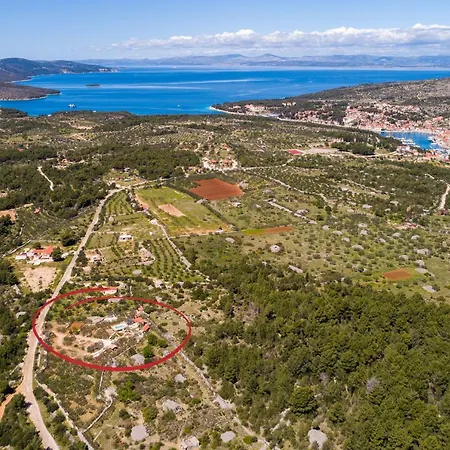 Holiday home Holiday Maslinada Milna (Brac)
